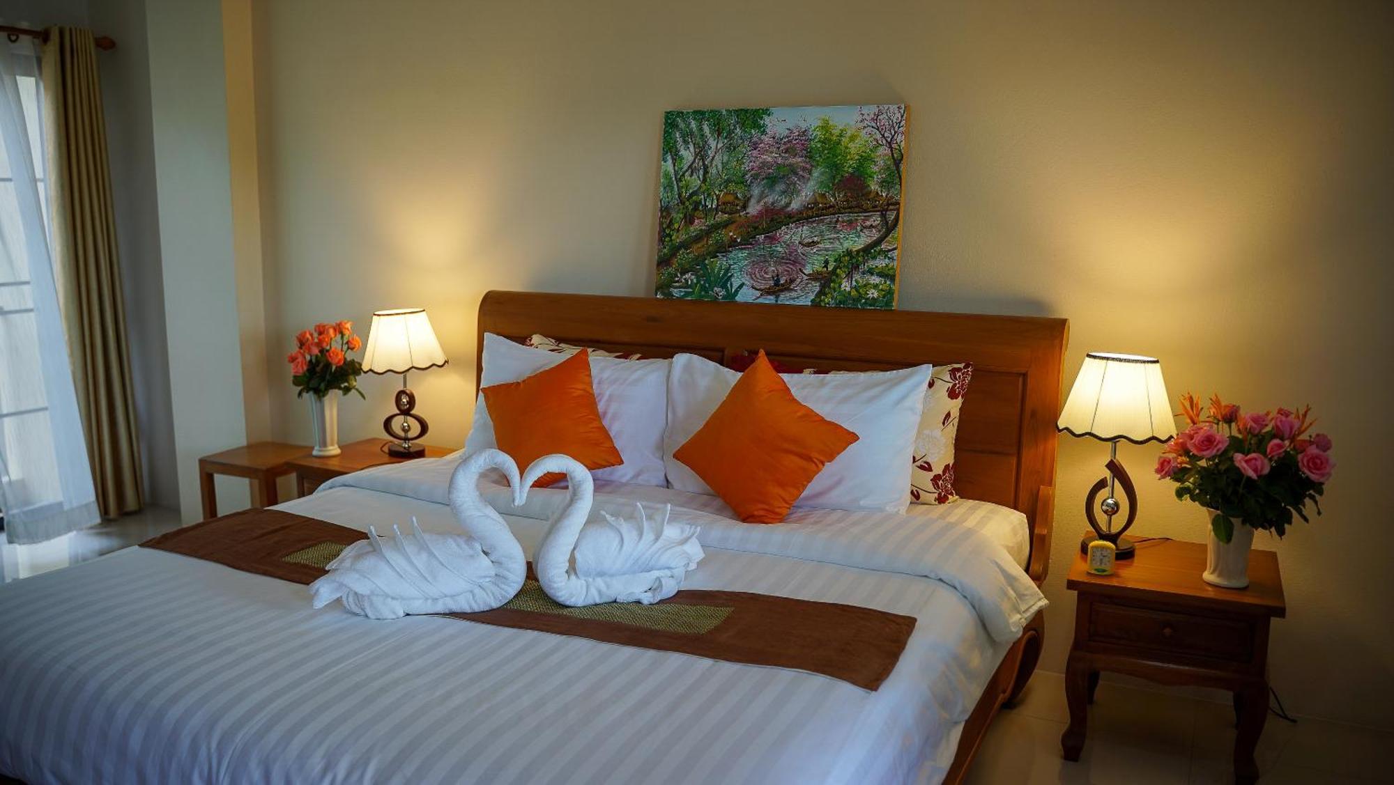 Laph Kham House Aparthotel เชียงใหม่ ภายนอก รูปภาพ