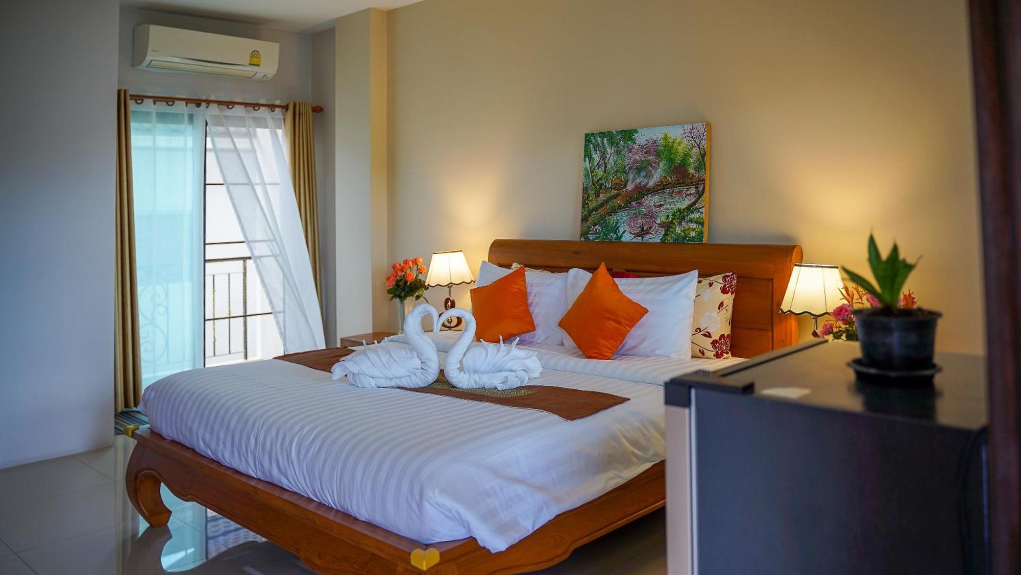 Laph Kham House Aparthotel เชียงใหม่ ภายนอก รูปภาพ