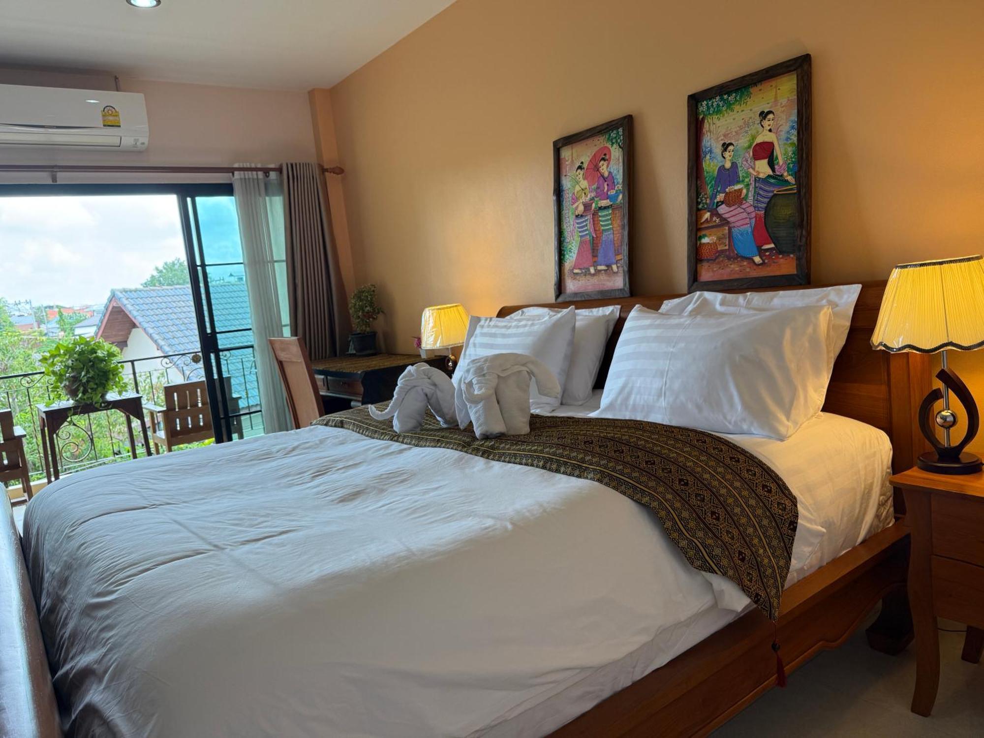 Laph Kham House Aparthotel เชียงใหม่ ภายนอก รูปภาพ