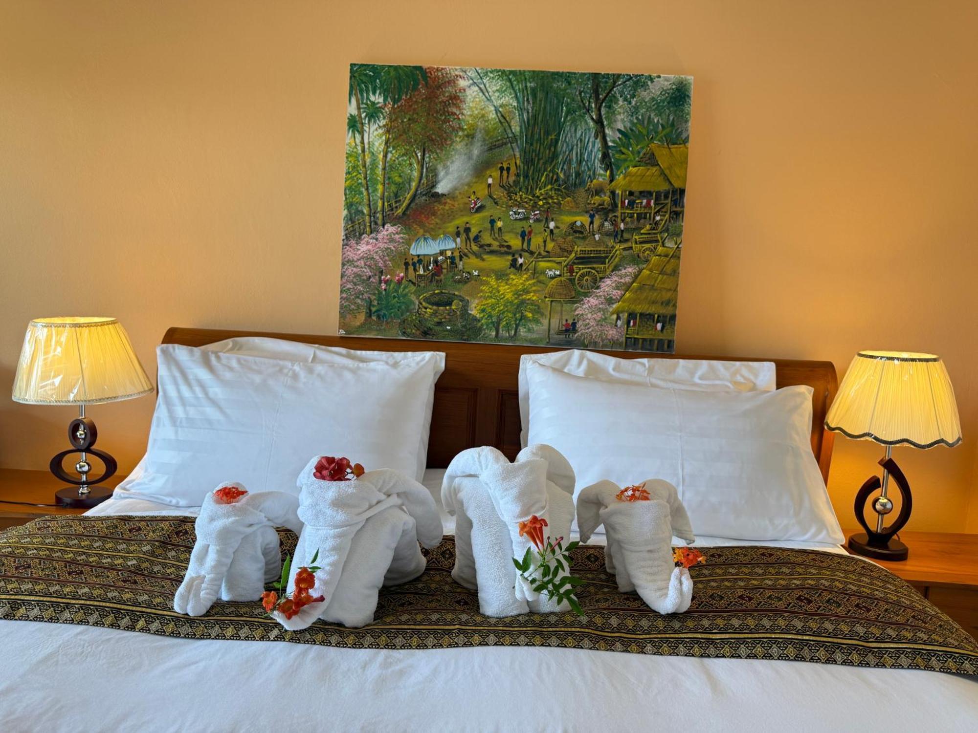 Laph Kham House Aparthotel เชียงใหม่ ภายนอก รูปภาพ
