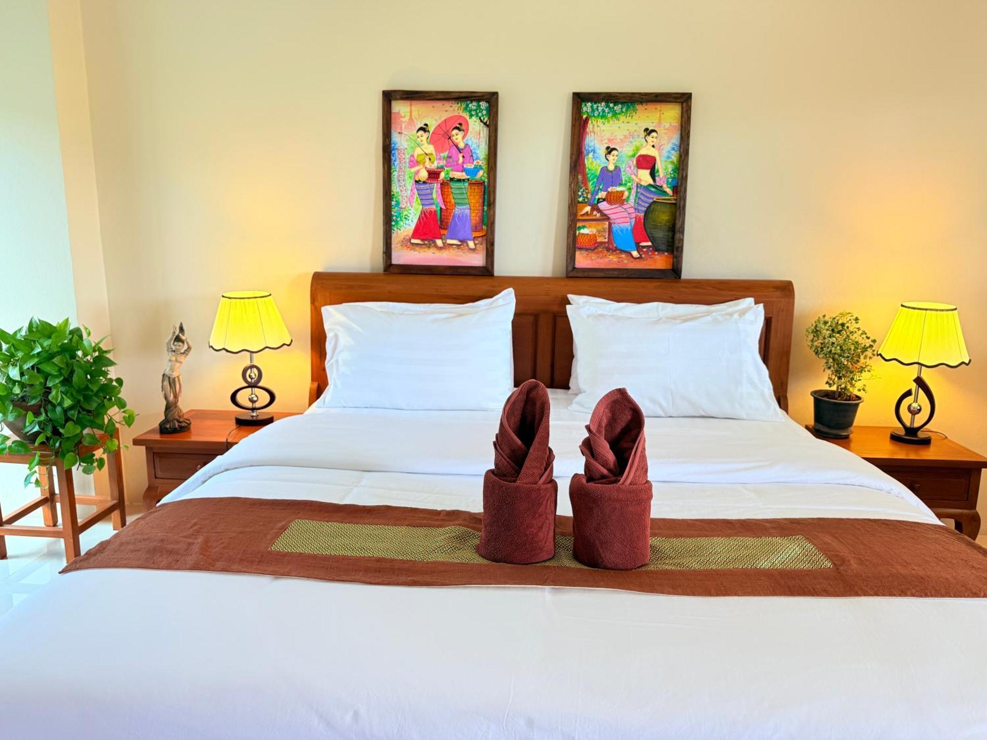 Laph Kham House Aparthotel เชียงใหม่ ภายนอก รูปภาพ
