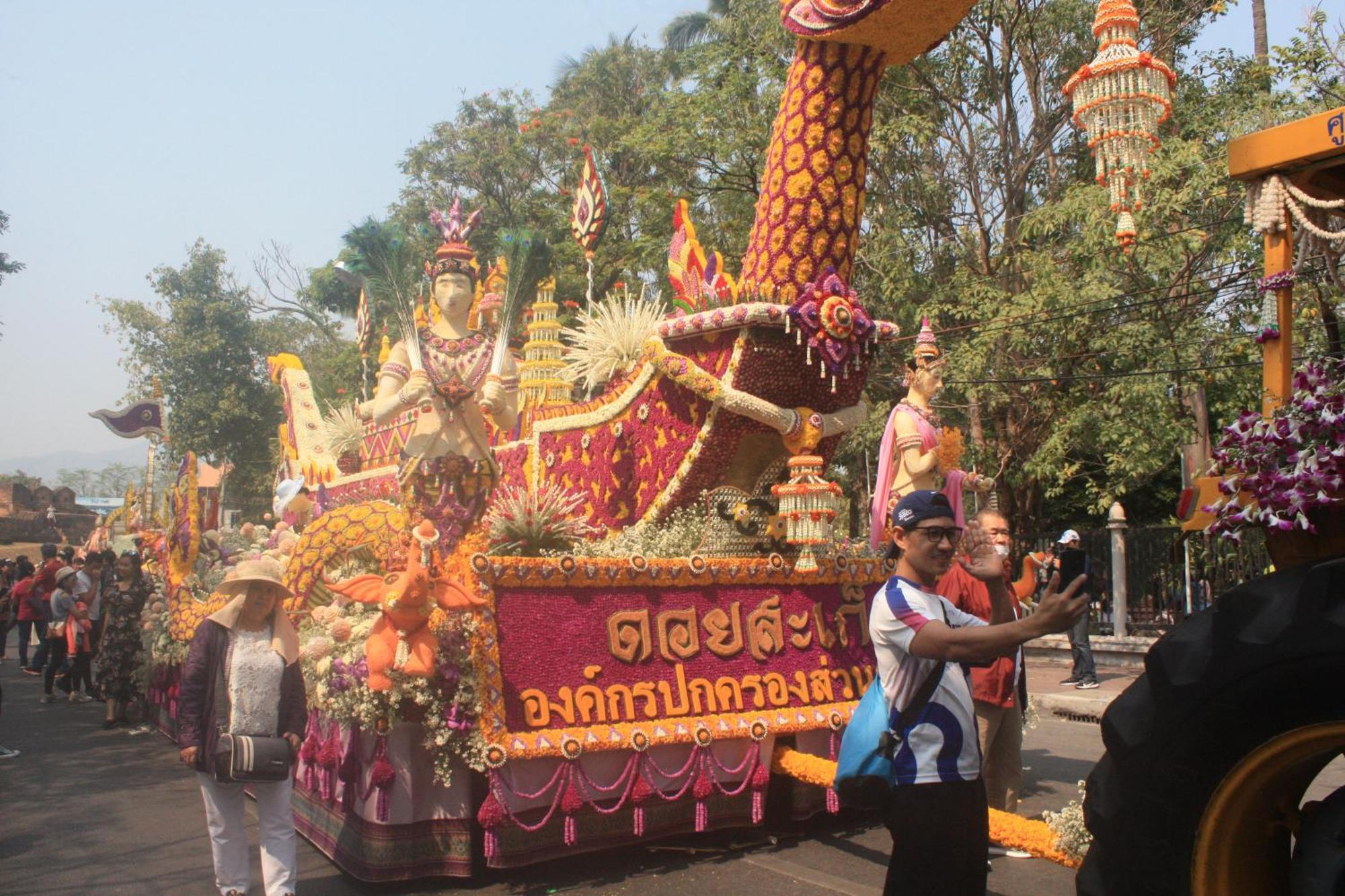 Laph Kham House Aparthotel เชียงใหม่ ภายนอก รูปภาพ