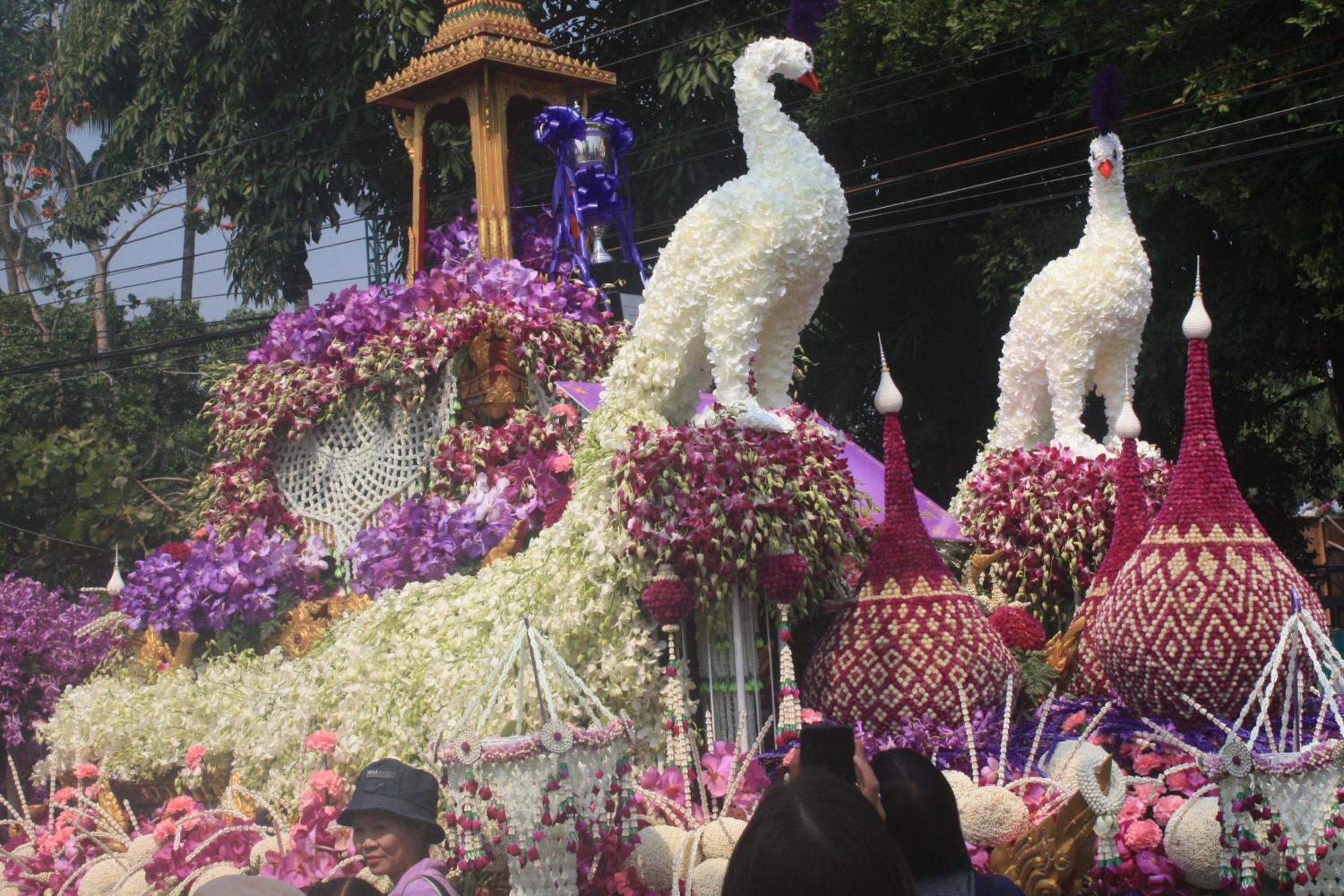 Laph Kham House Aparthotel เชียงใหม่ ภายนอก รูปภาพ